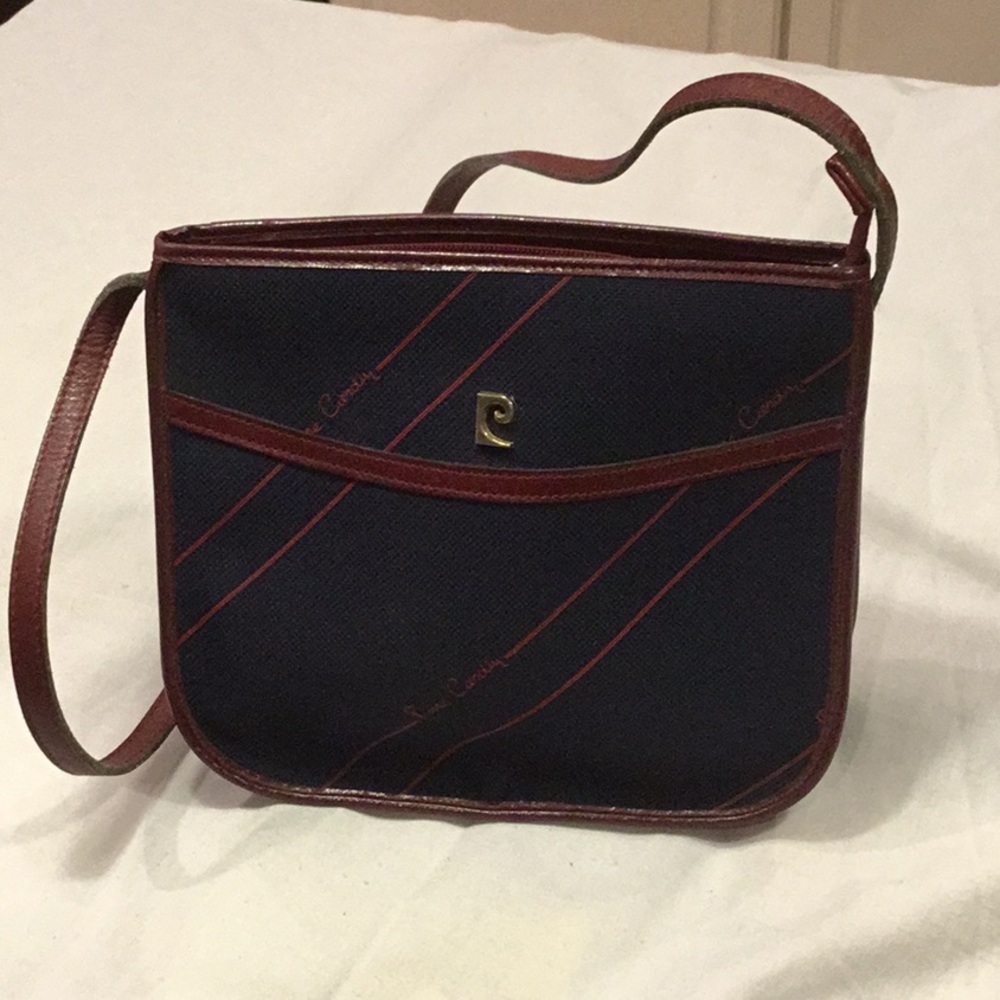 Pierre Cardin Paris shoulder bag (EUC)